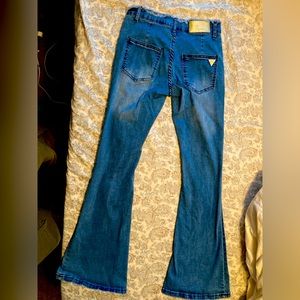 Celebrity ace flare super cute jeans! 11/30 size!